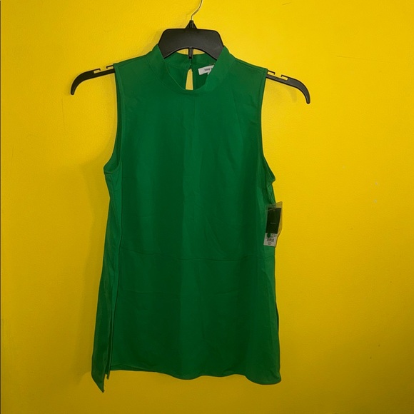 Nine West Tops - Nine West Vibrant Green Sleeveless Mock Neck Top
